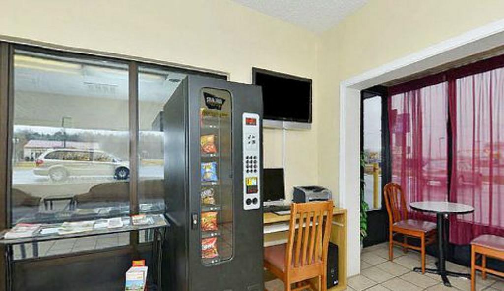 Americas Best Value Inn - Fredericksburg North Eksteriør bilde